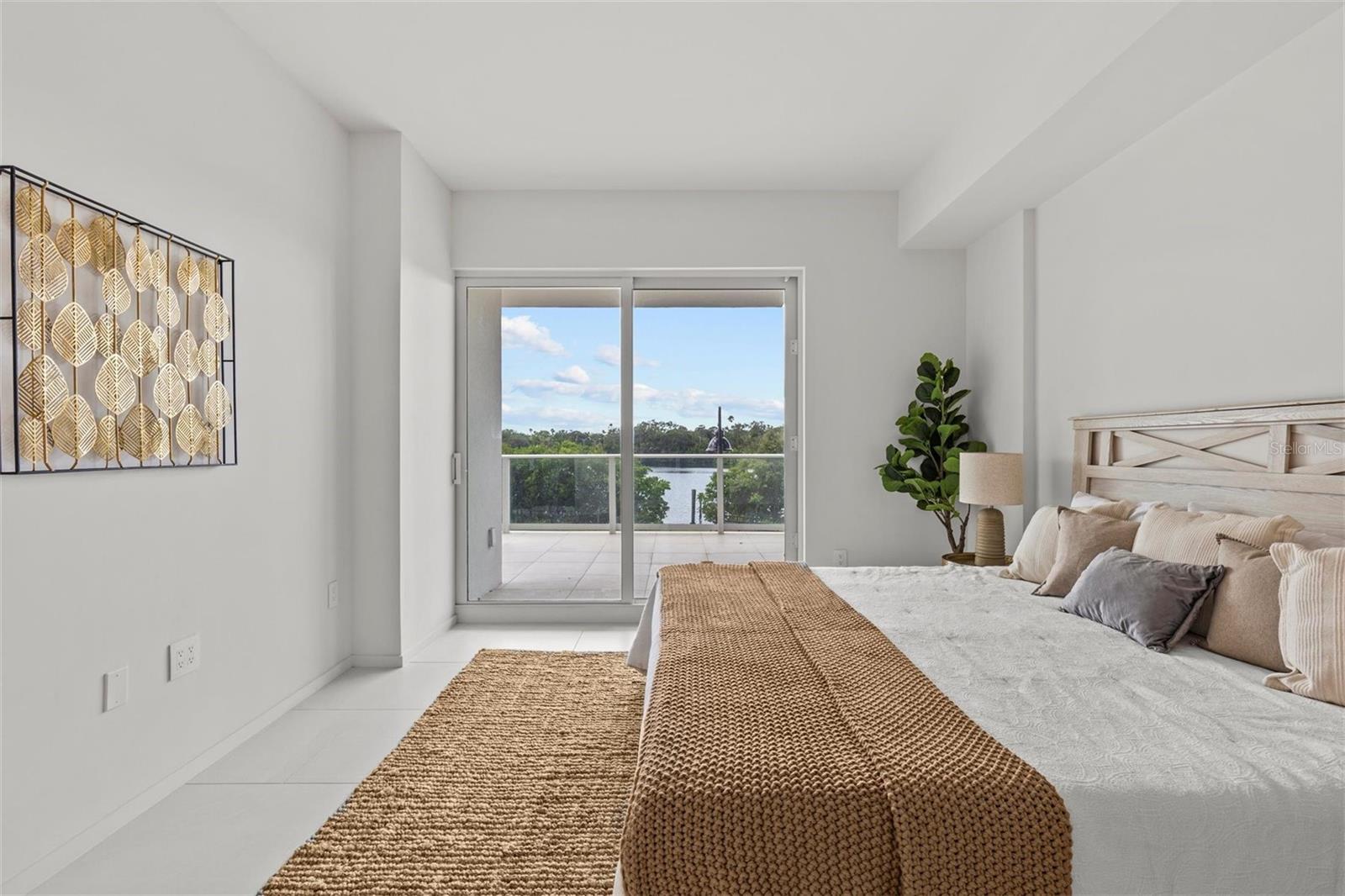 SERENA BY THE SEA CONDO - Residential