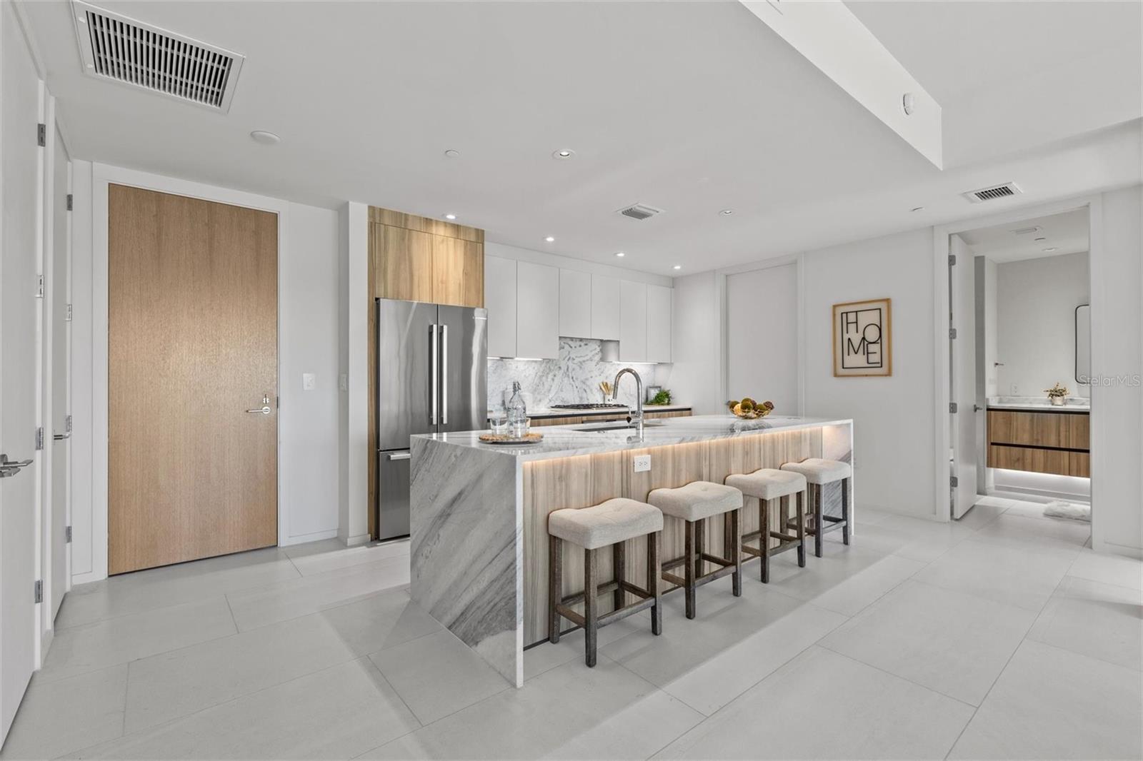 SERENA BY THE SEA CONDO - Residential