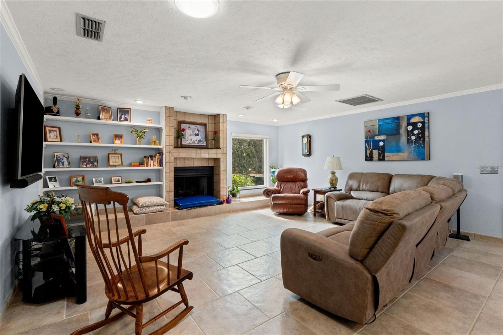 NORTH LAKES SEC F UNIT 3 - Residential