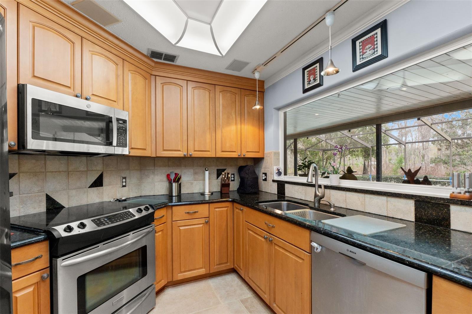 NORTH LAKES SEC F UNIT 3 - Residential