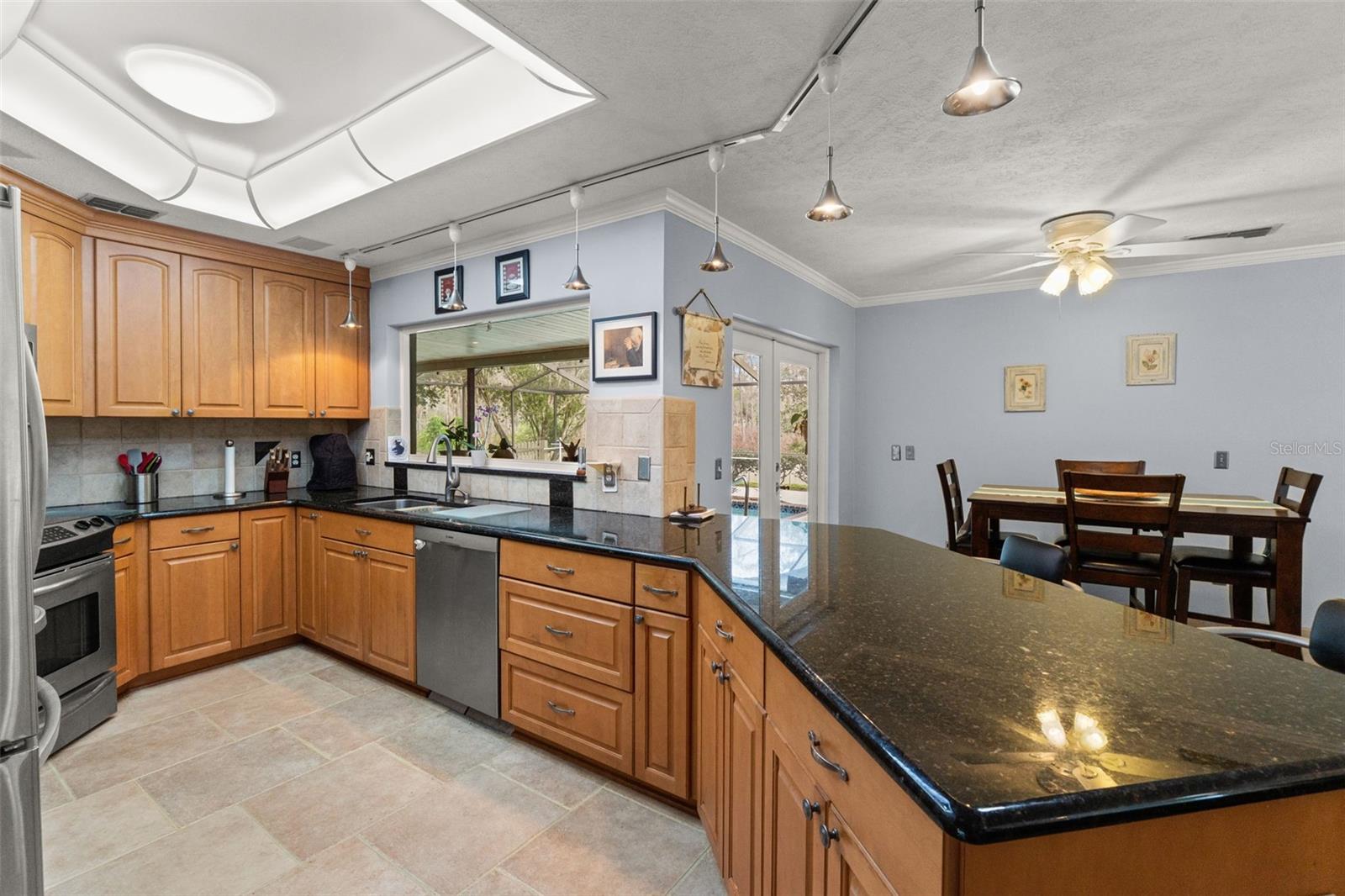 NORTH LAKES SEC F UNIT 3 - Residential