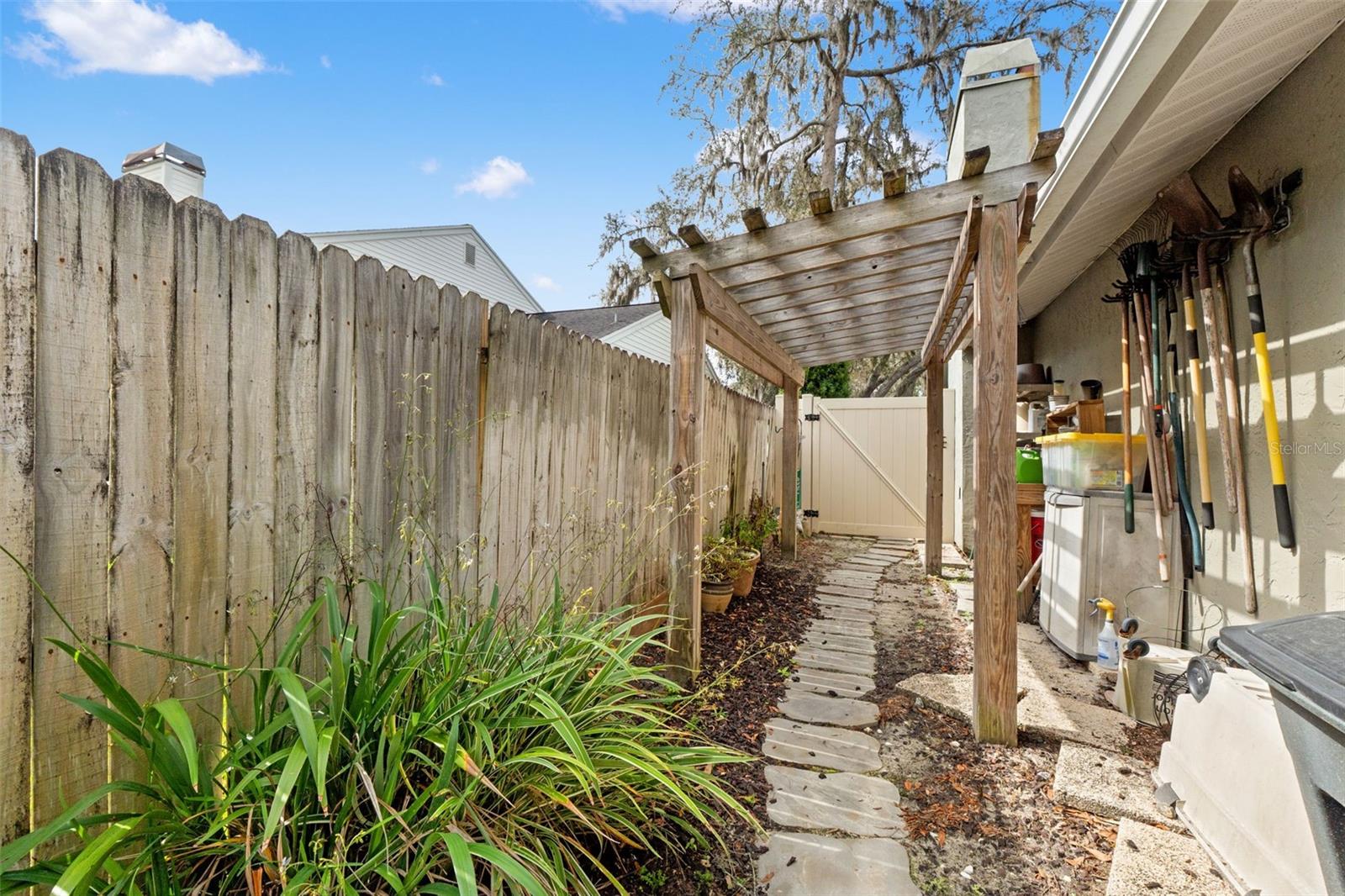 NORTH LAKES SEC F UNIT 3 - Residential