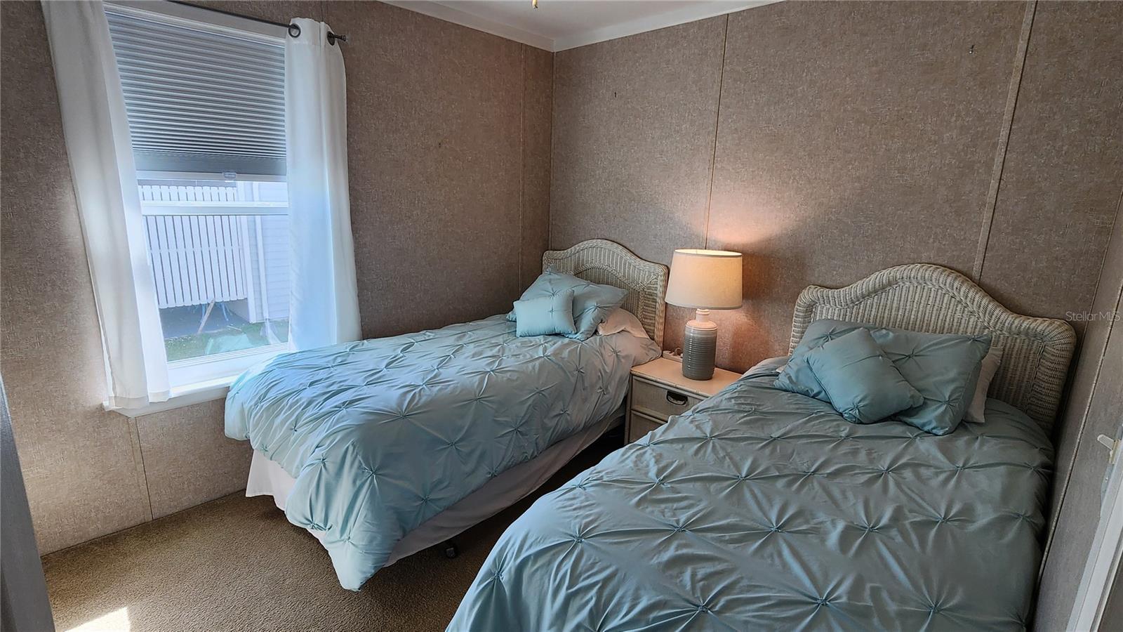 OAKWOOD MANOR - Residential