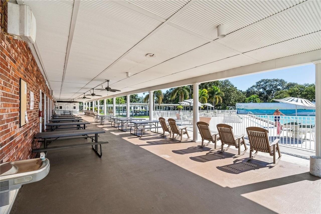 OAKWOOD MANOR - Residential