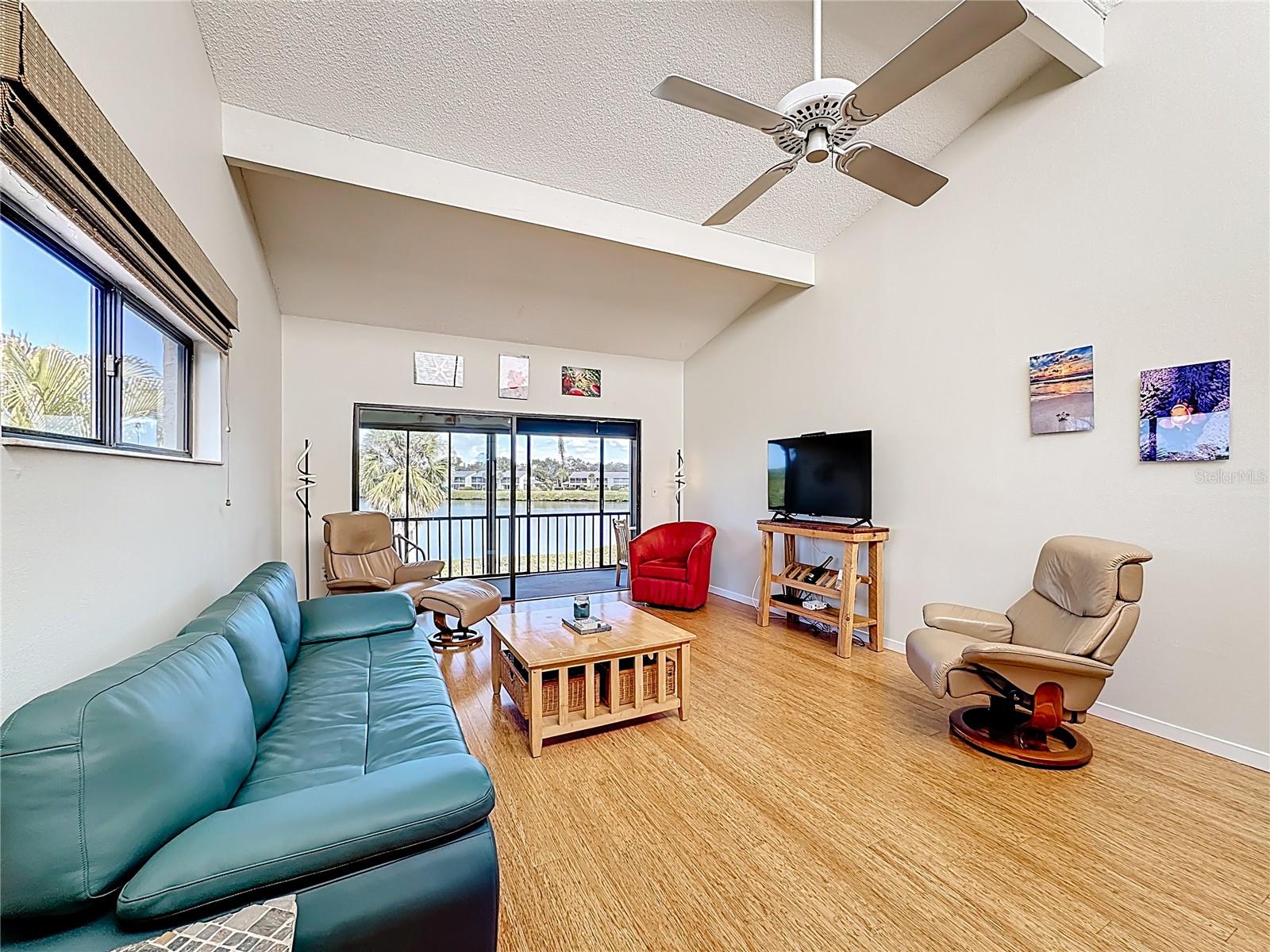 PELICAN COVE I - Residential