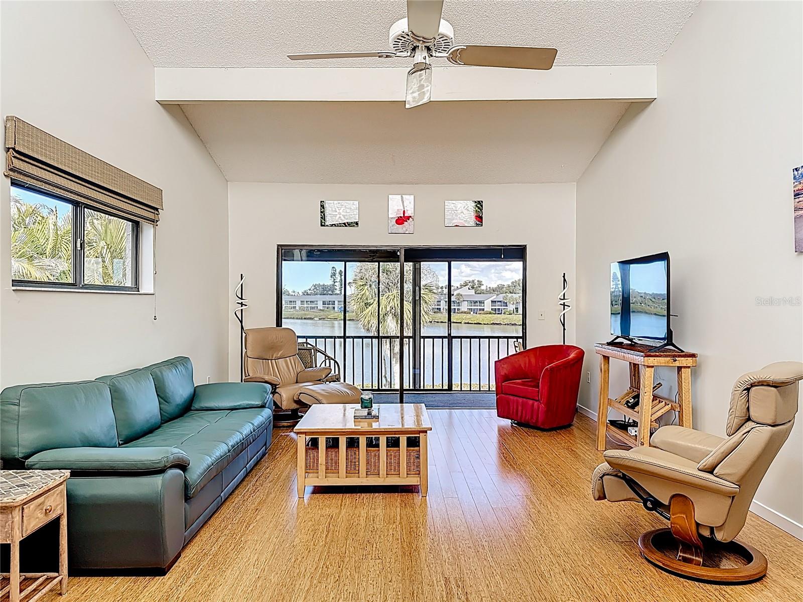 PELICAN COVE I - Residential