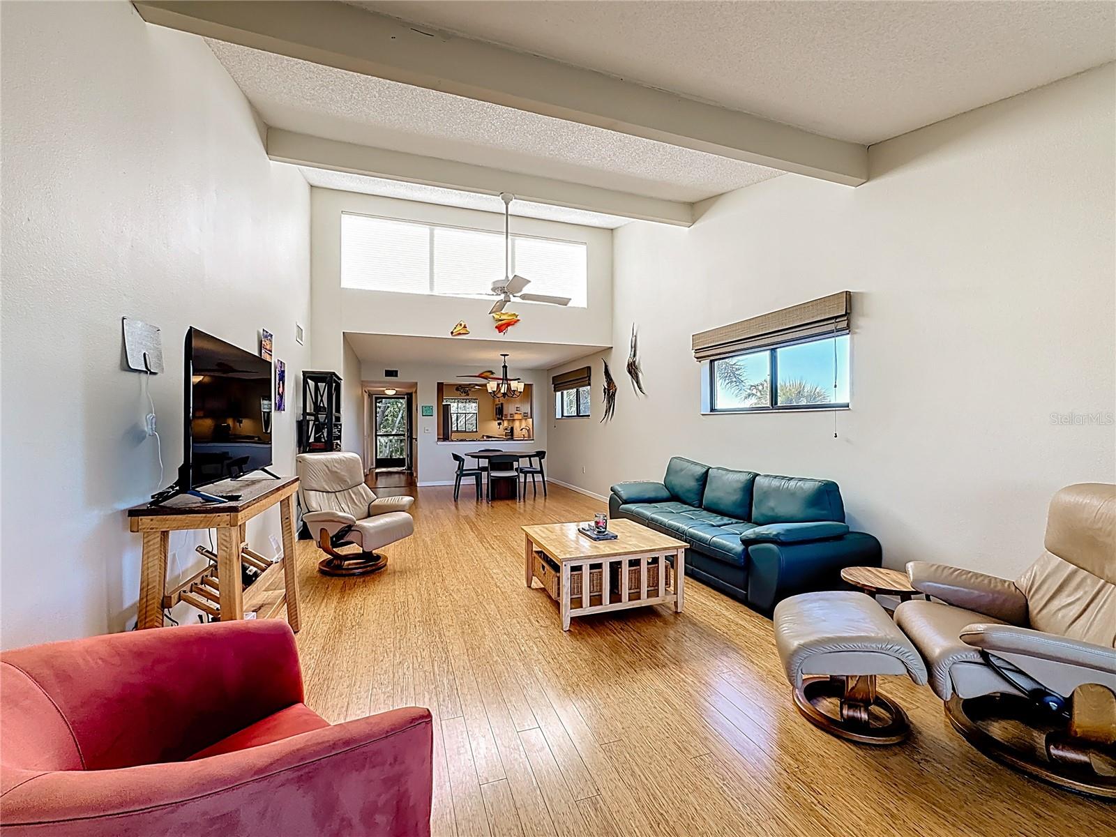 PELICAN COVE I - Residential