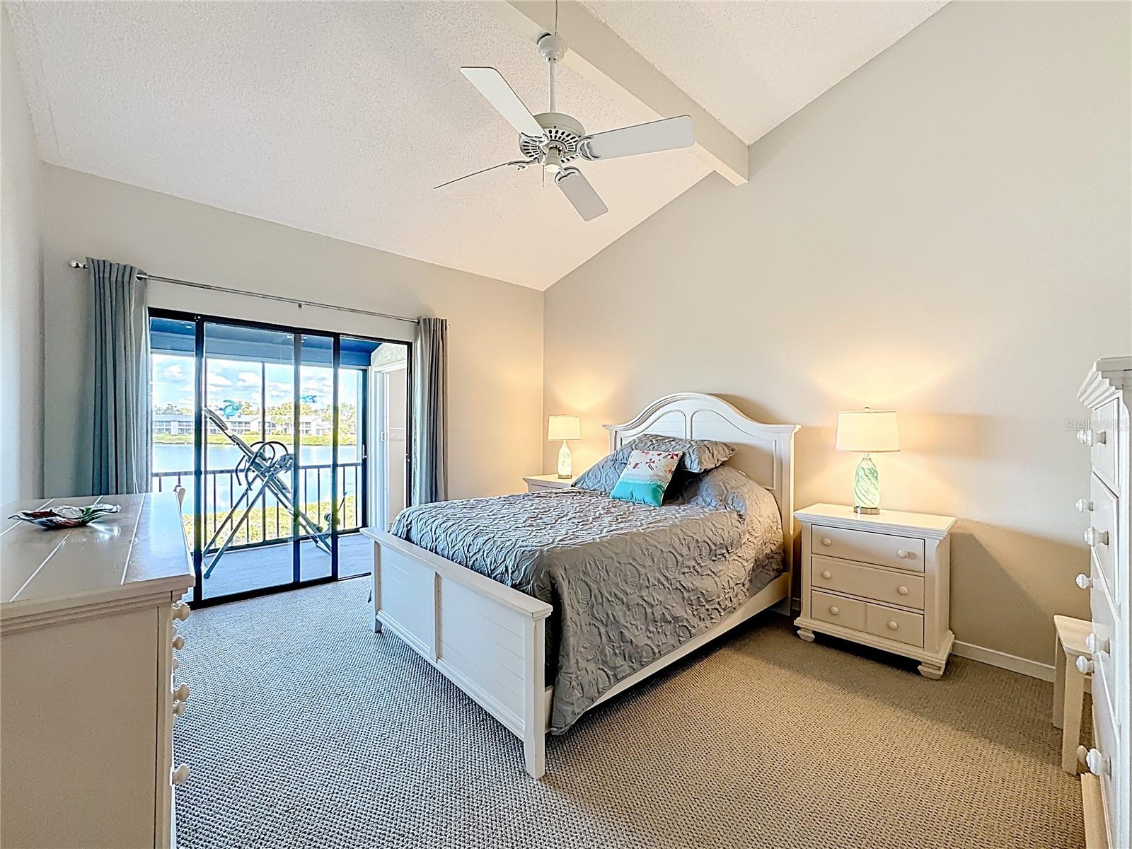 PELICAN COVE I - Residential