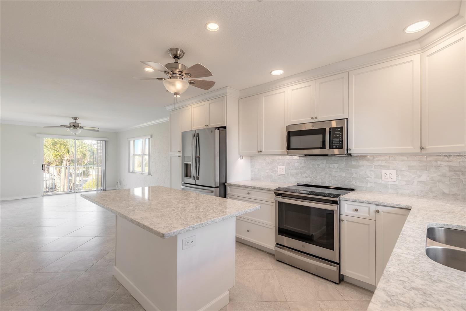 OCEAN SHORES CONDO - Residential