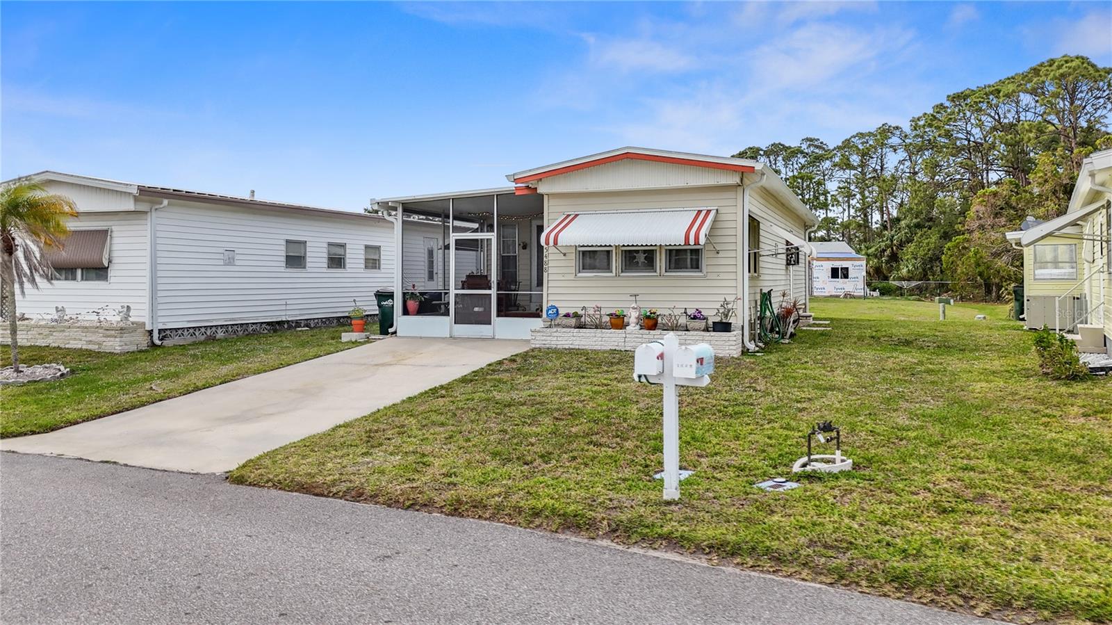 HOLIDAY PARK - Residential