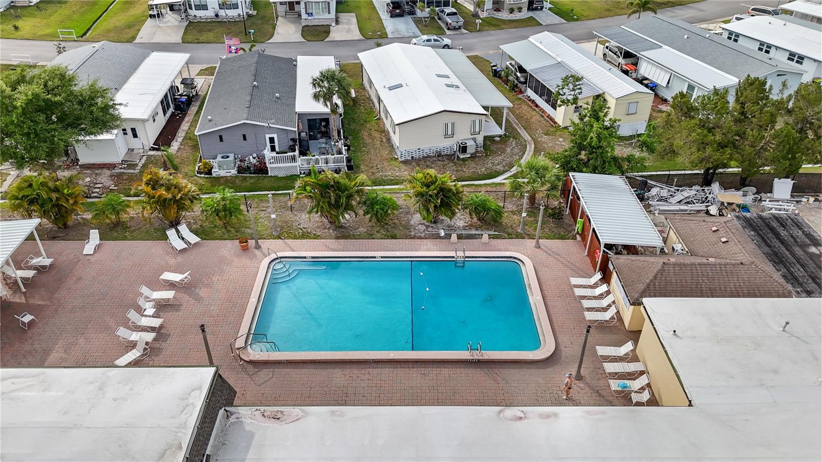 HOLIDAY PARK - Residential