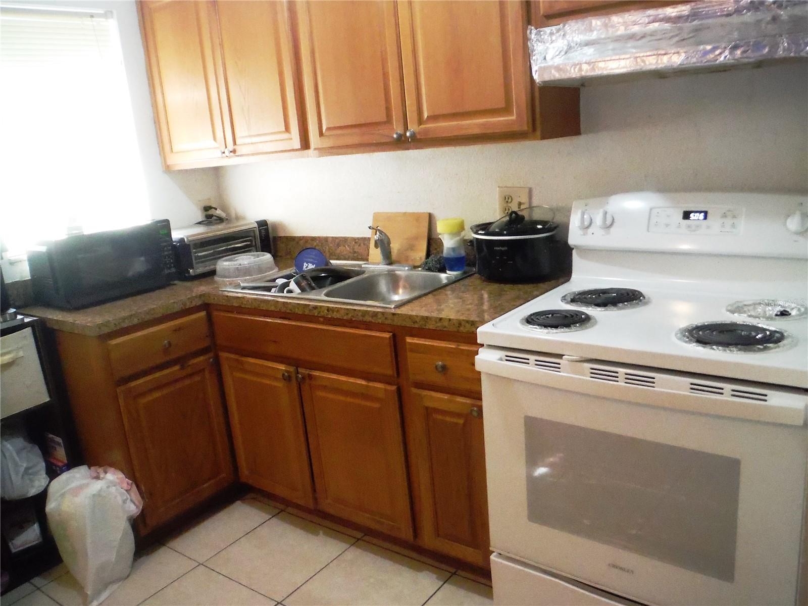 LAKE PALMS SEC 4 - Residential Income