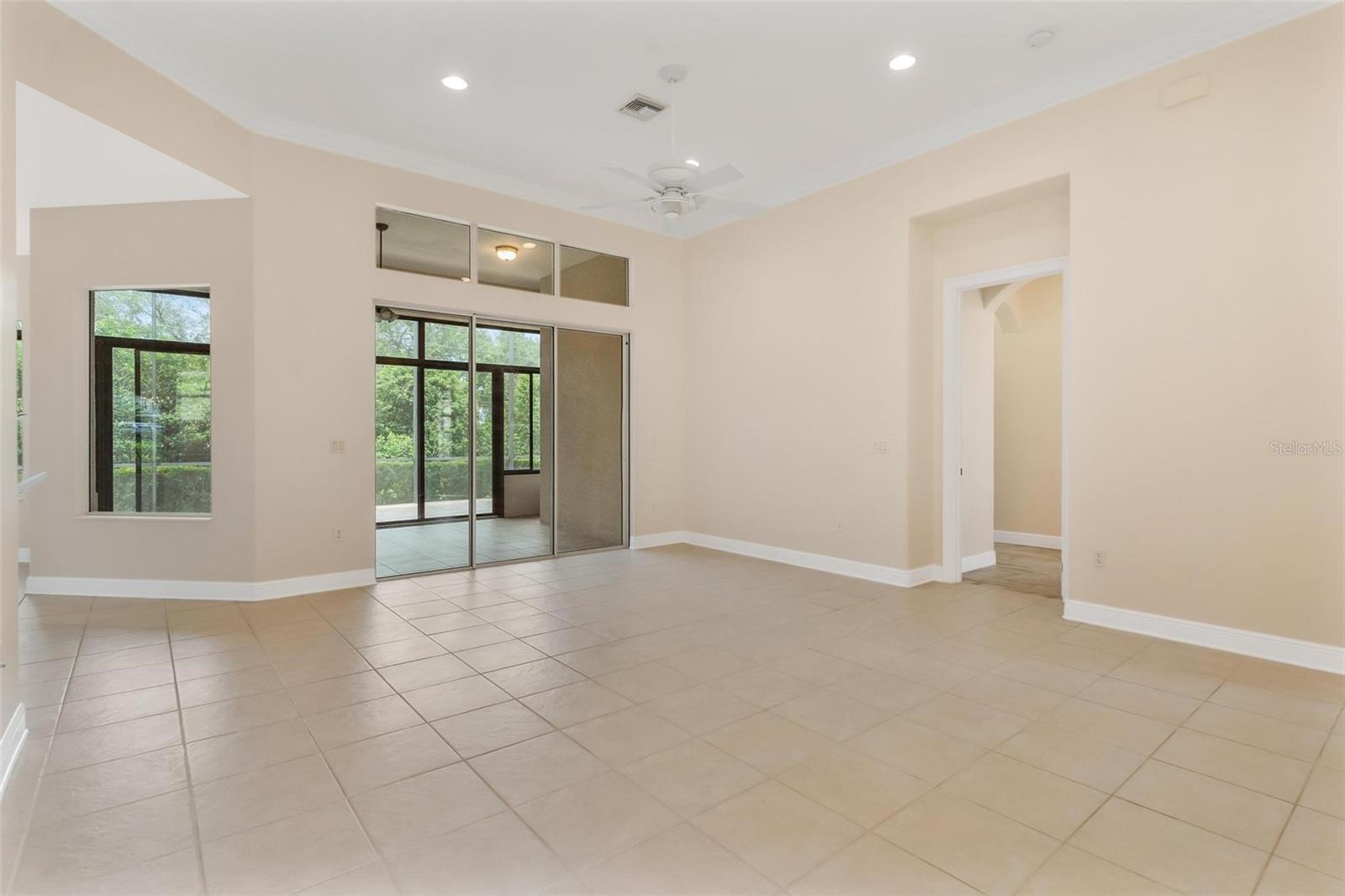 HARBOR HILLS GROVES - Residential