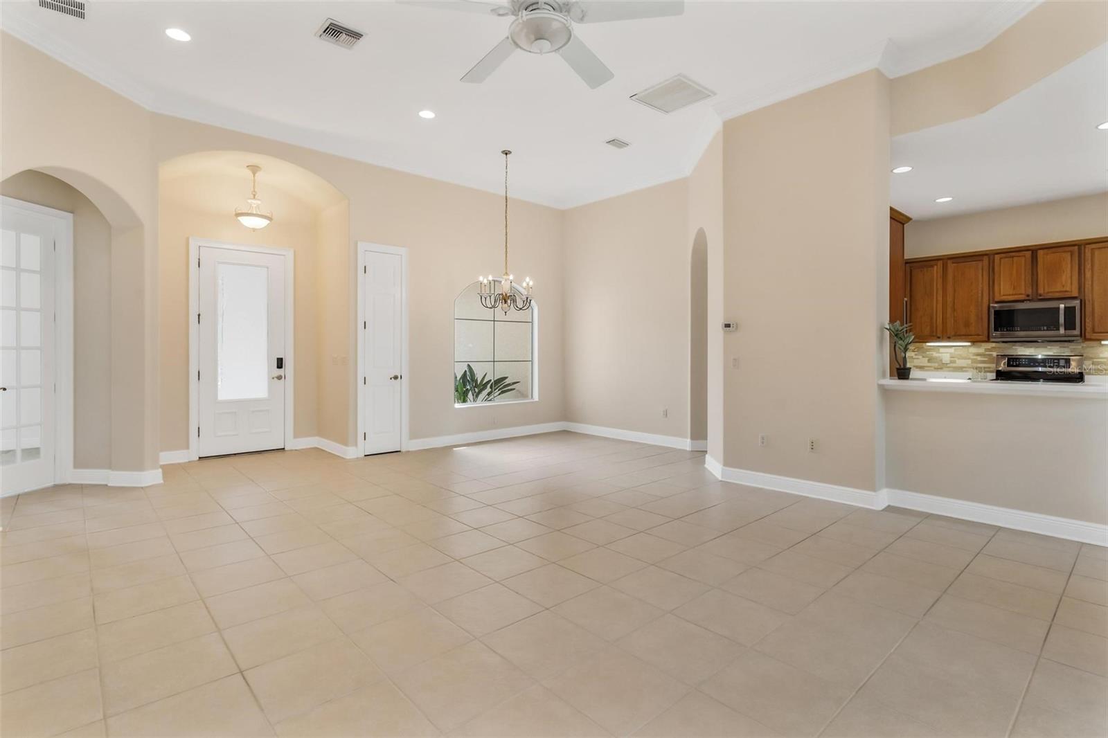 HARBOR HILLS GROVES - Residential