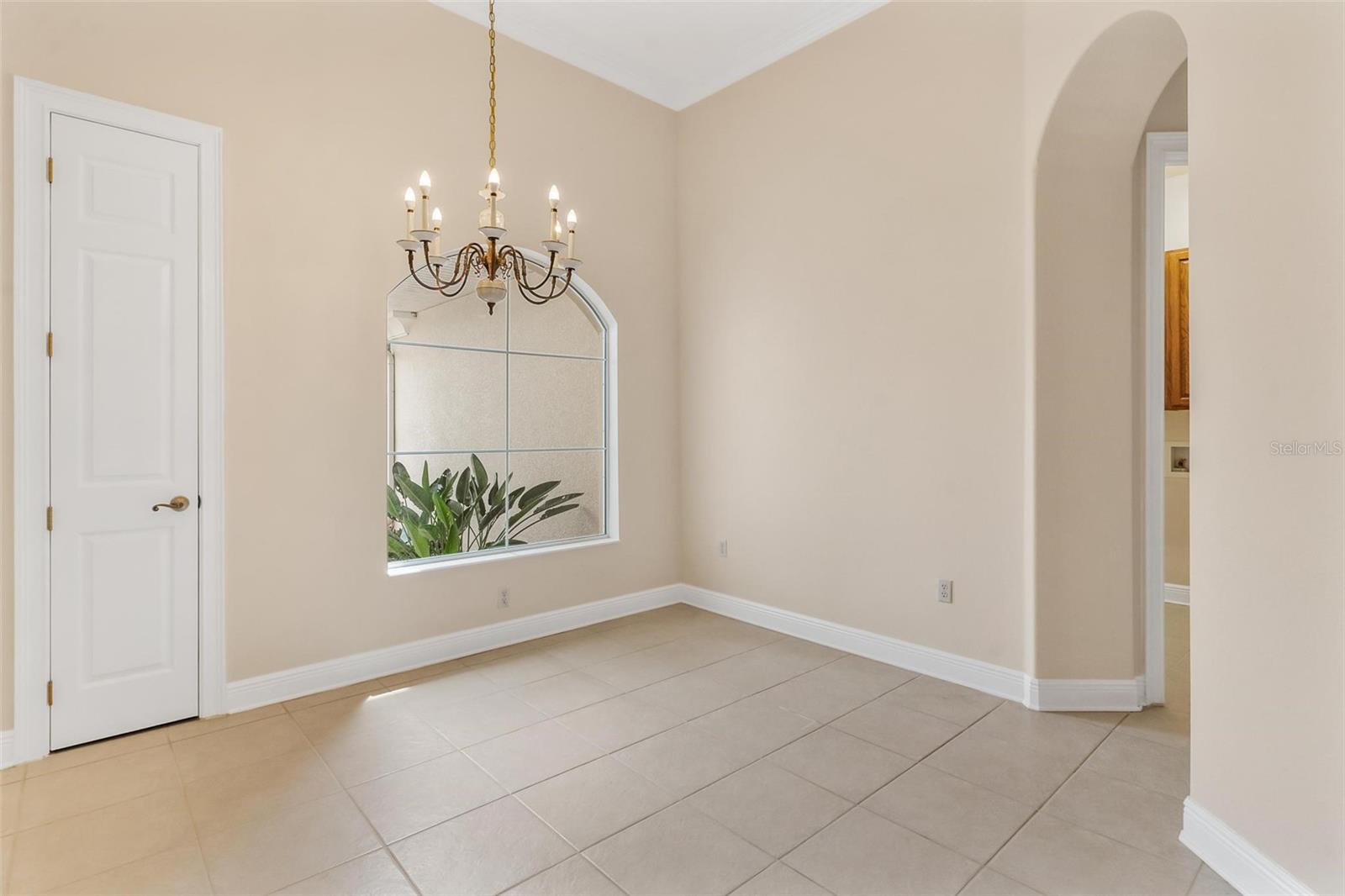 HARBOR HILLS GROVES - Residential