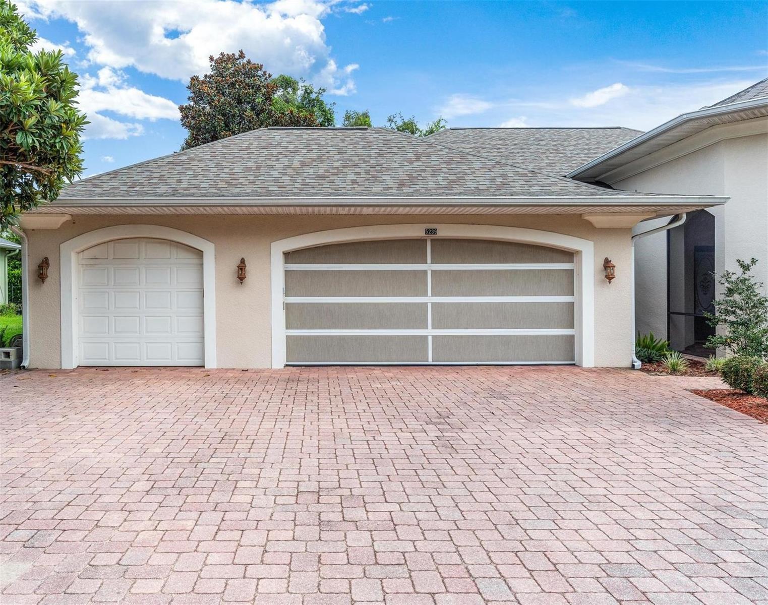 HARBOR HILLS GROVES - Residential