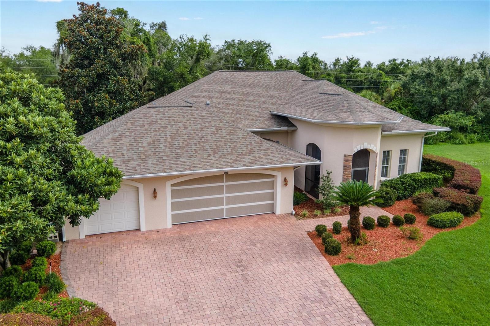 HARBOR HILLS GROVES - Residential