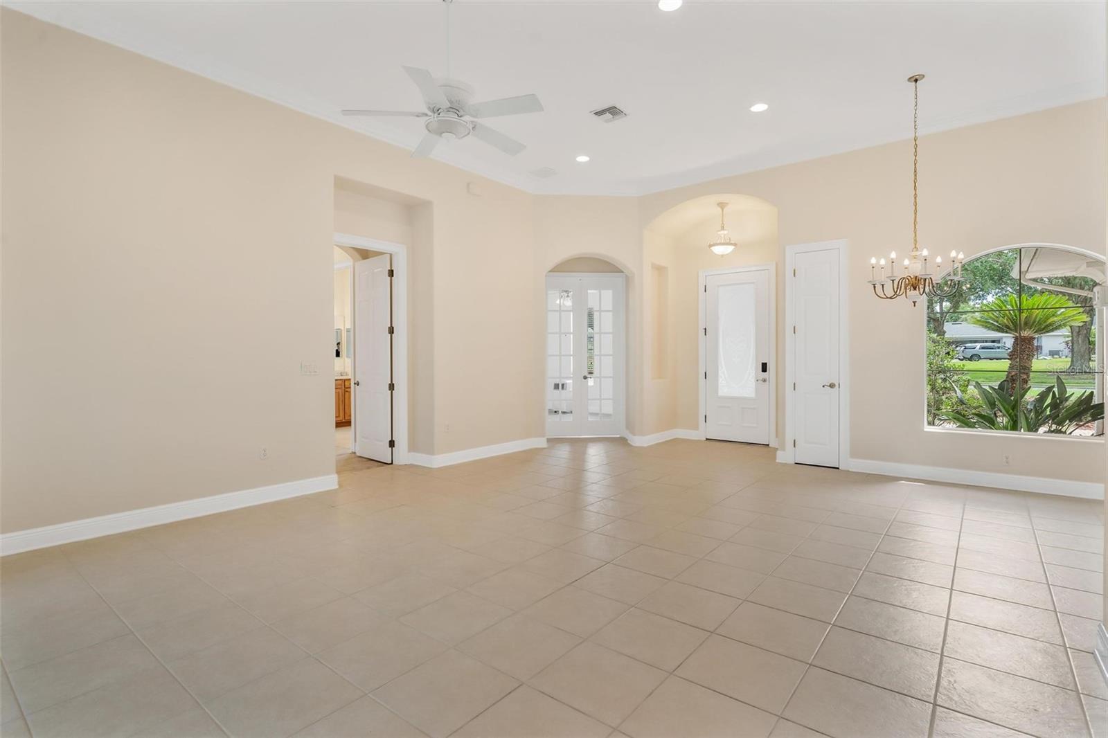 HARBOR HILLS GROVES - Residential
