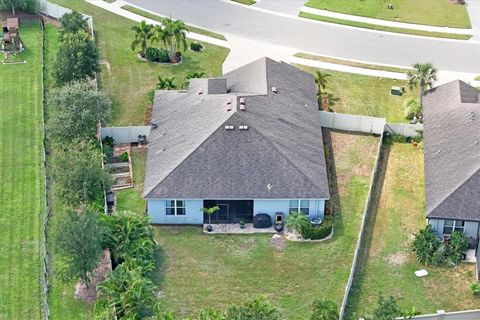 A home in PALMETTO