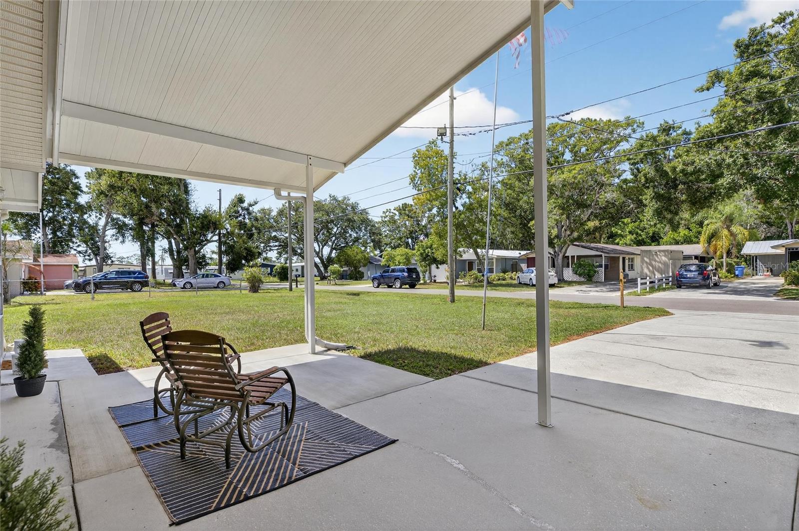 ROOSEVELT HIGHLANDS - Residential
