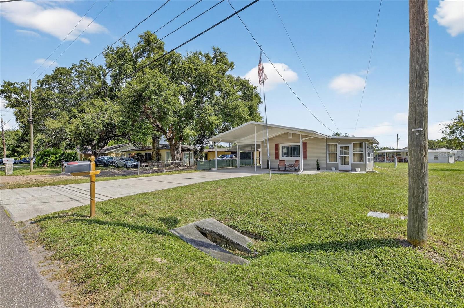 ROOSEVELT HIGHLANDS - Residential
