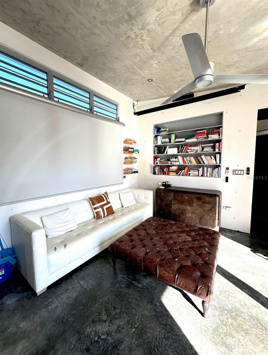 CARR. PR-413,SOLAR C BO. PUNTAS RINCON,PR - Residential