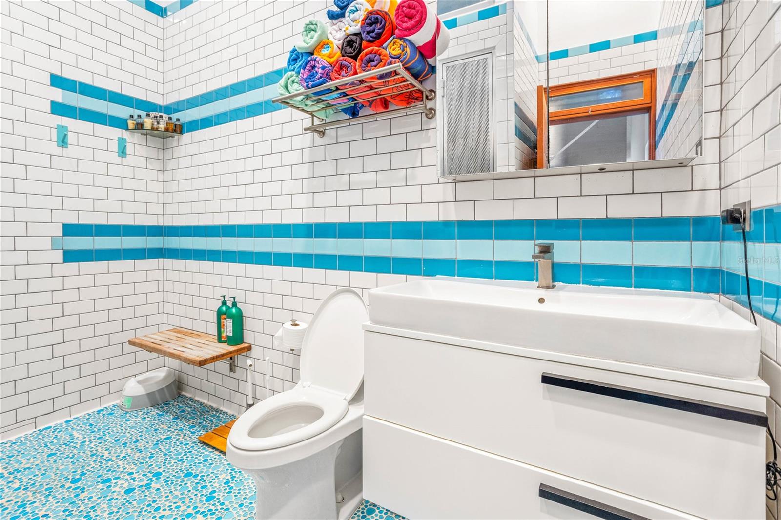 CARR. PR-413,SOLAR C BO. PUNTAS RINCON,PR - Residential