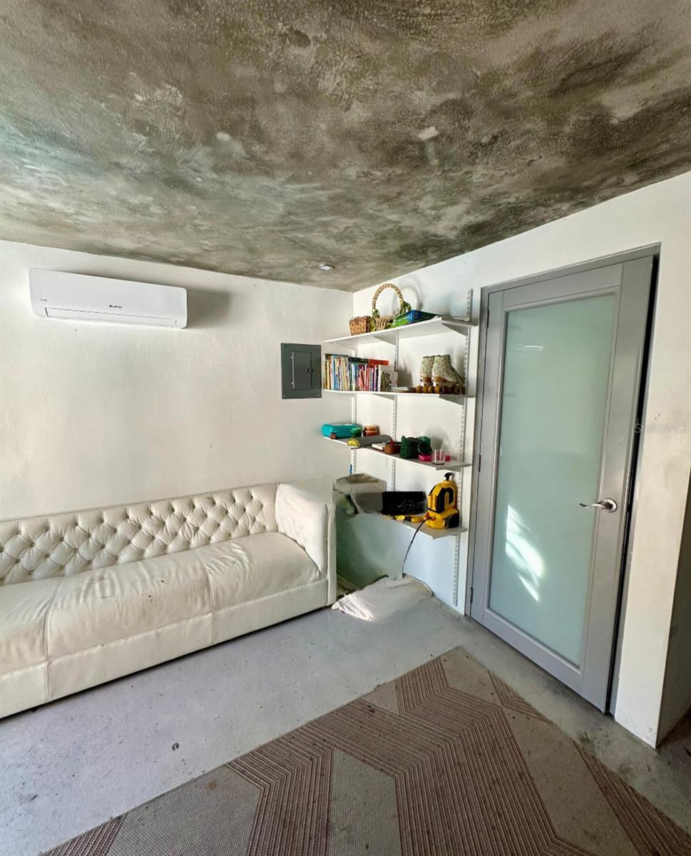 CARR. PR-413,SOLAR C BO. PUNTAS RINCON,PR - Residential