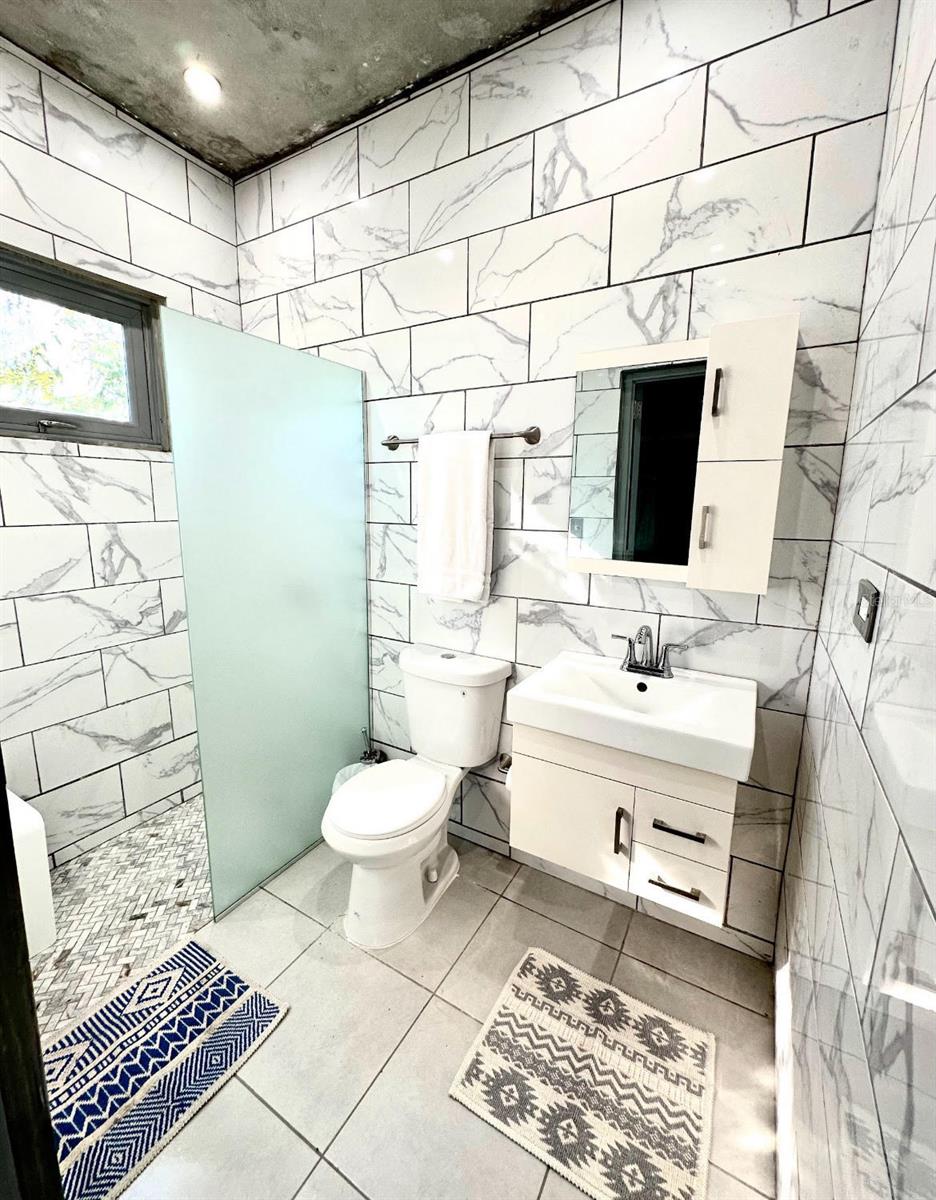 CARR. PR-413,SOLAR C BO. PUNTAS RINCON,PR - Residential