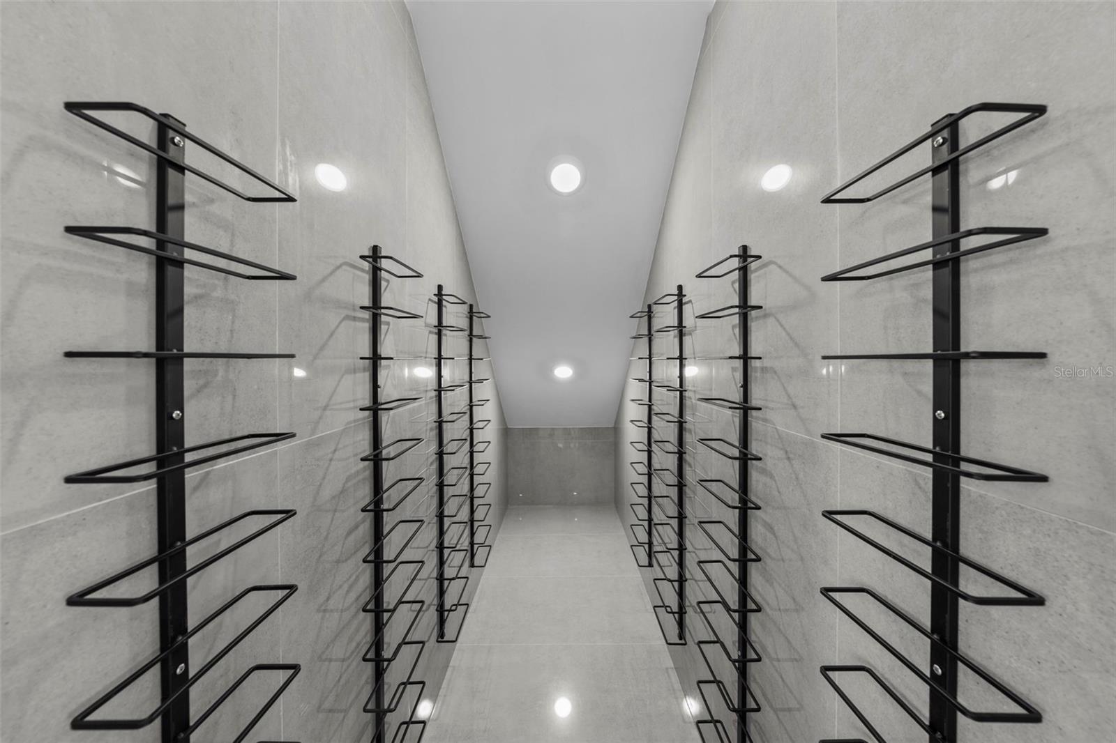 DAVIS ISLANDS PB10 PG52 TO 57 - Residential