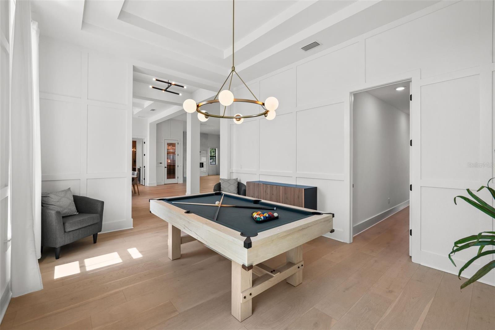 DAVIS ISLANDS PB10 PG52 TO 57 - Residential