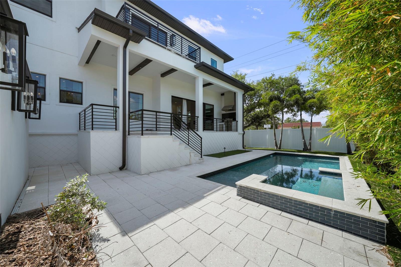 DAVIS ISLANDS PB10 PG52 TO 57 - Residential