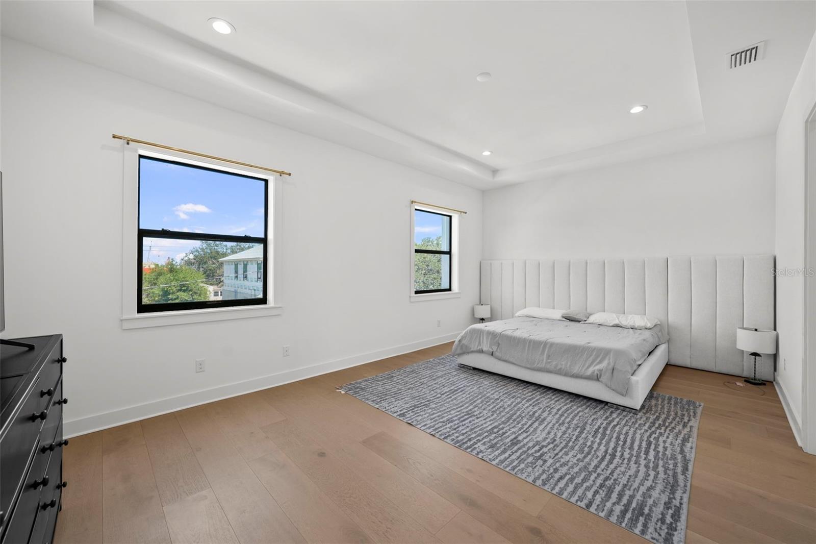 DAVIS ISLANDS PB10 PG52 TO 57 - Residential