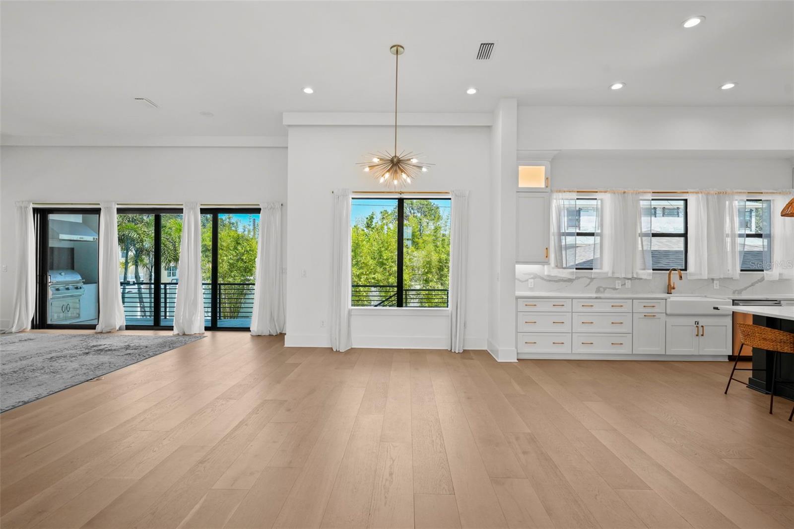 DAVIS ISLANDS PB10 PG52 TO 57 - Residential