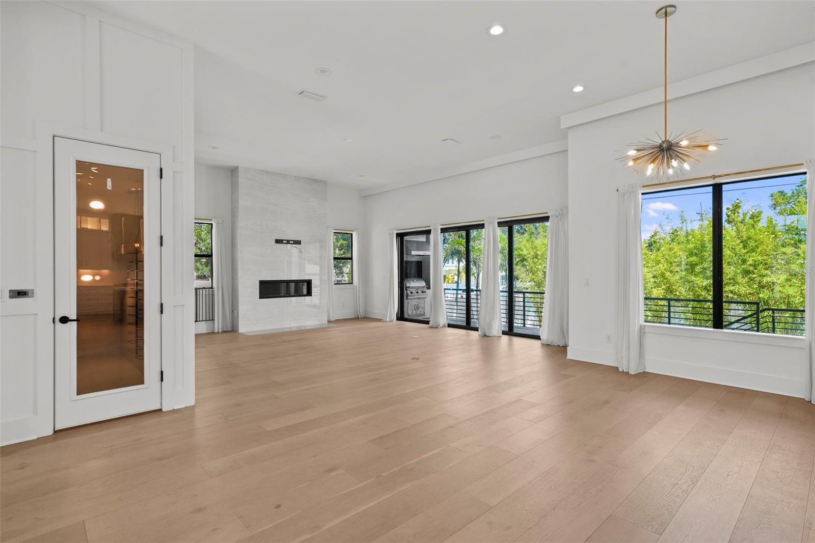 DAVIS ISLANDS PB10 PG52 TO 57 - Residential