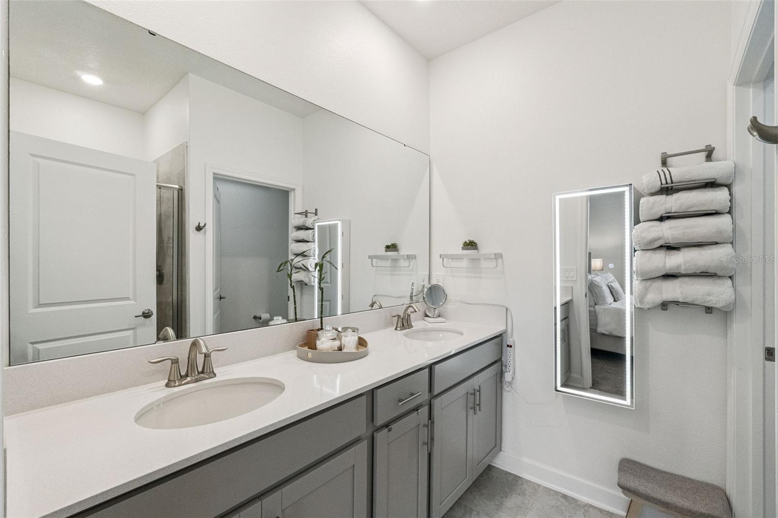 STOREY PARK - Residential