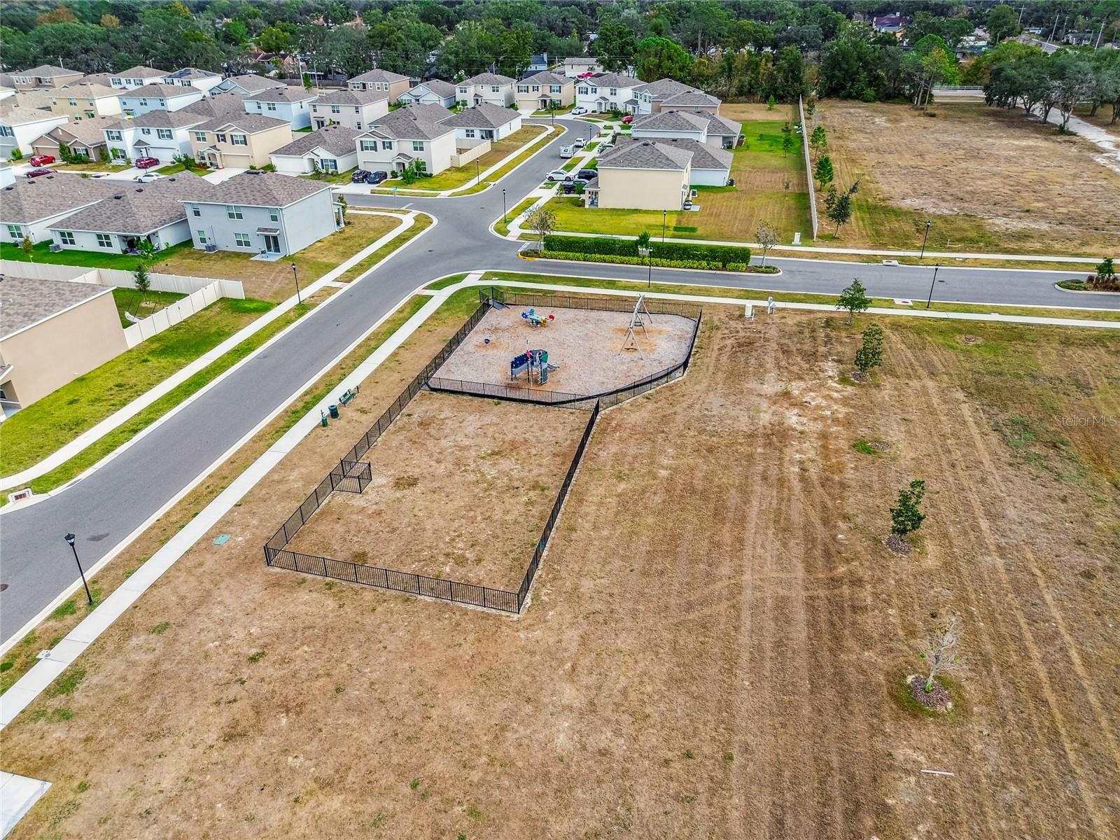 RIVER PARK - Residential