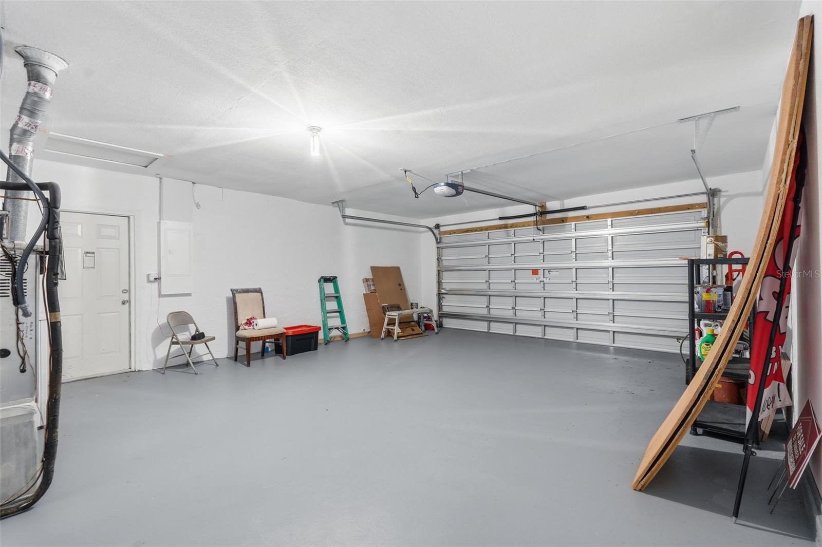 LAKE PEARL ESTATES - Residential