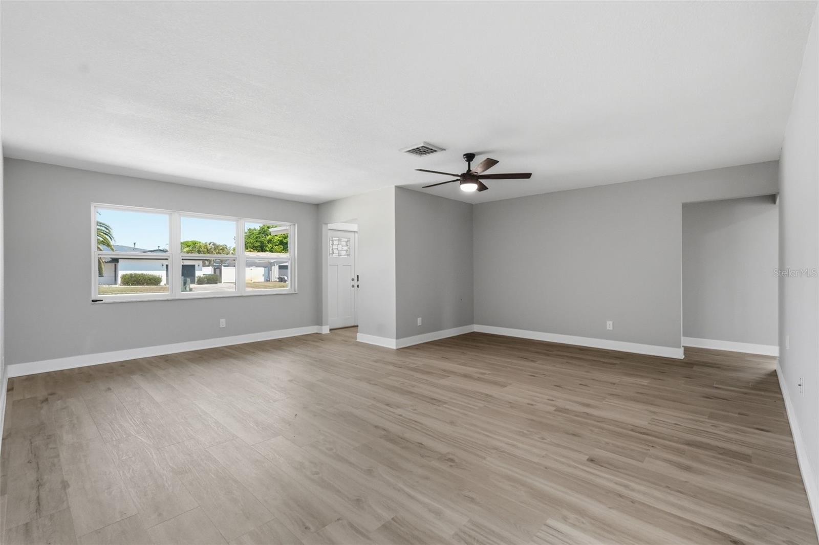 LAKE PEARL ESTATES - Residential