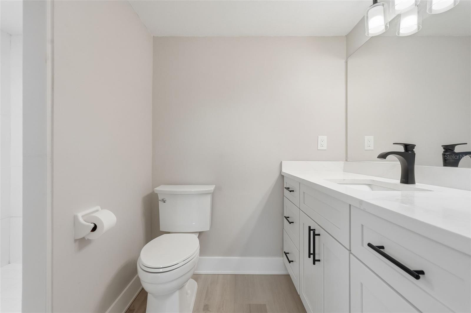 LAKE PEARL ESTATES - Residential