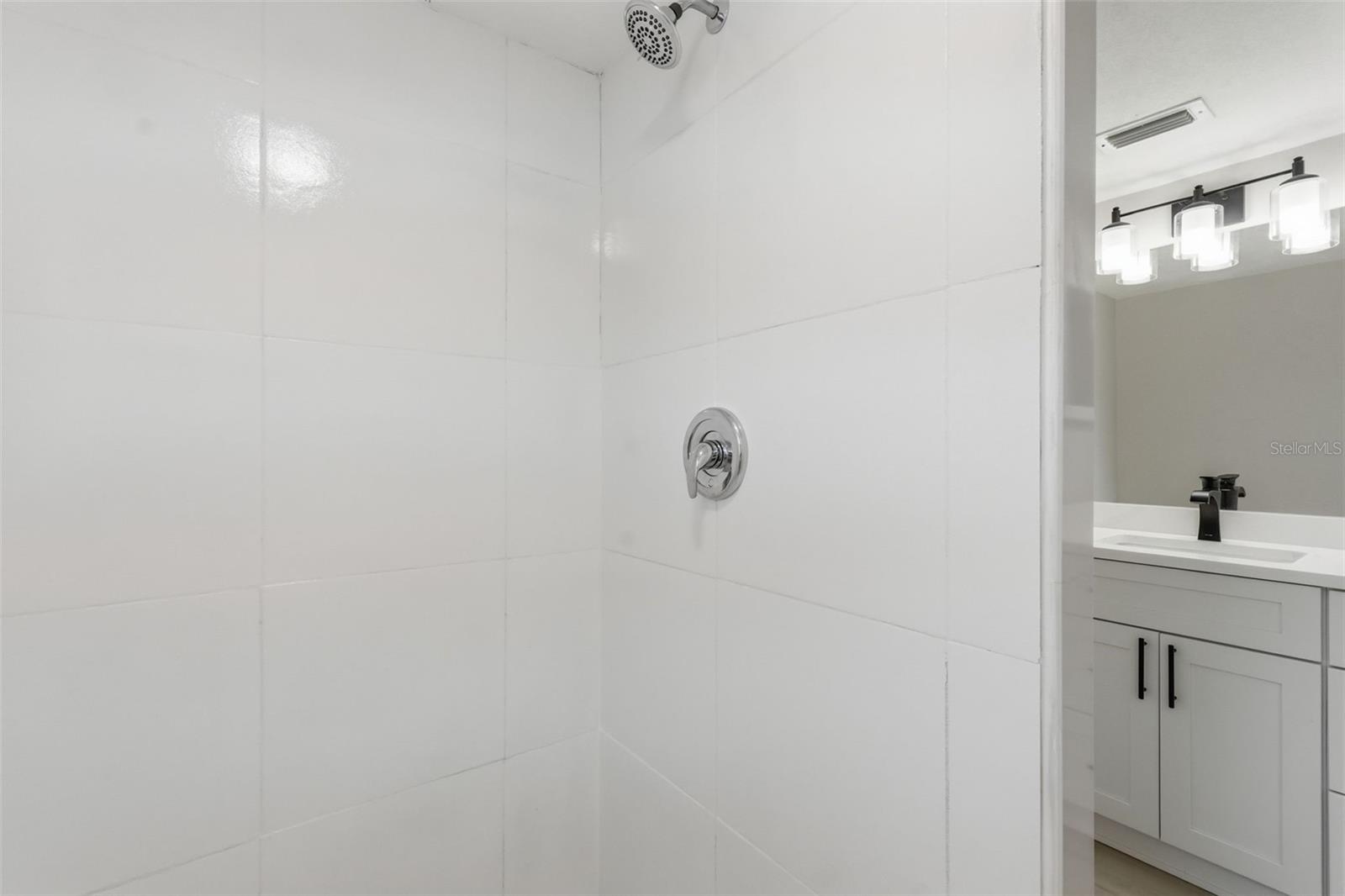 LAKE PEARL ESTATES - Residential