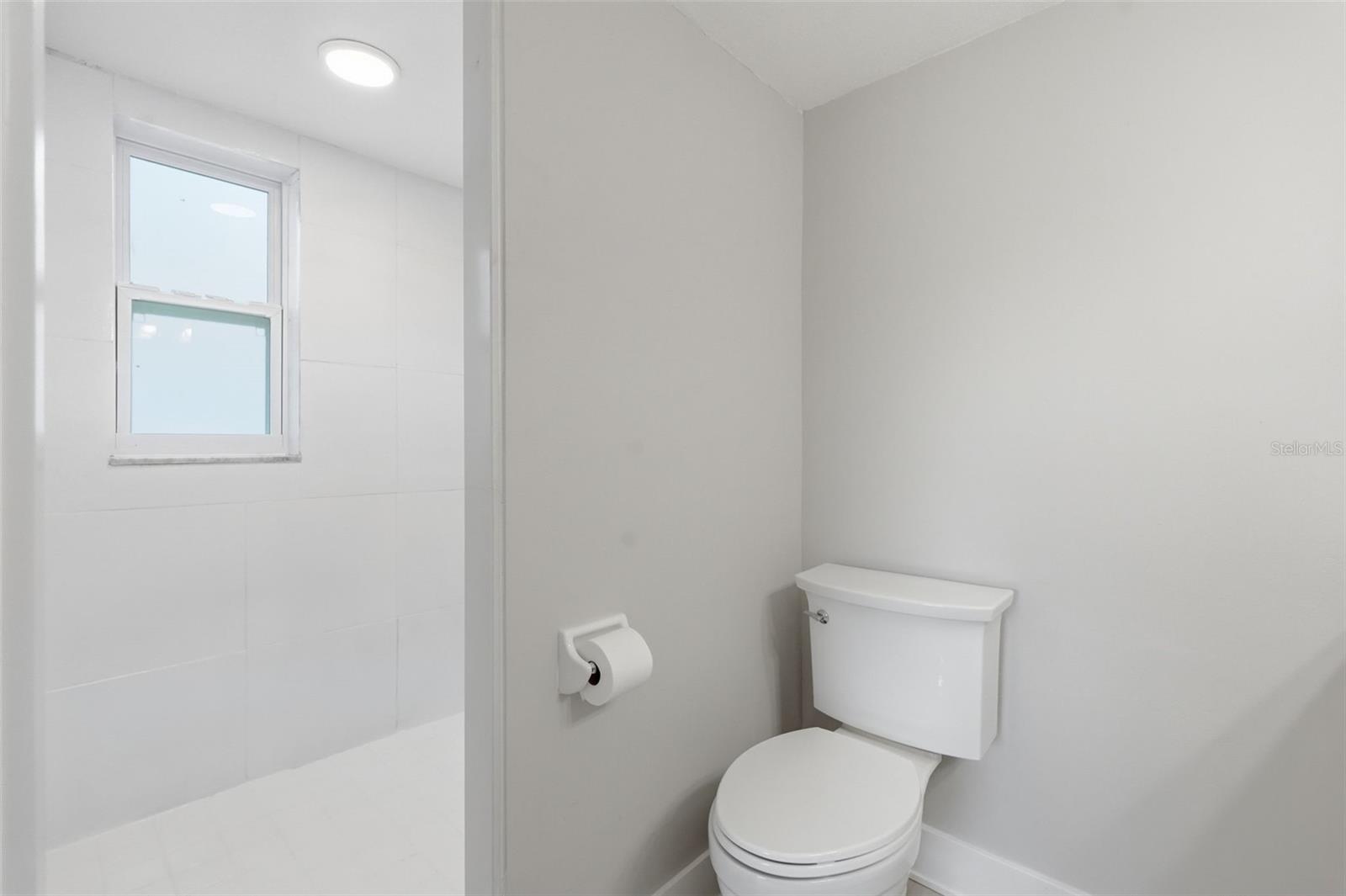 LAKE PEARL ESTATES - Residential