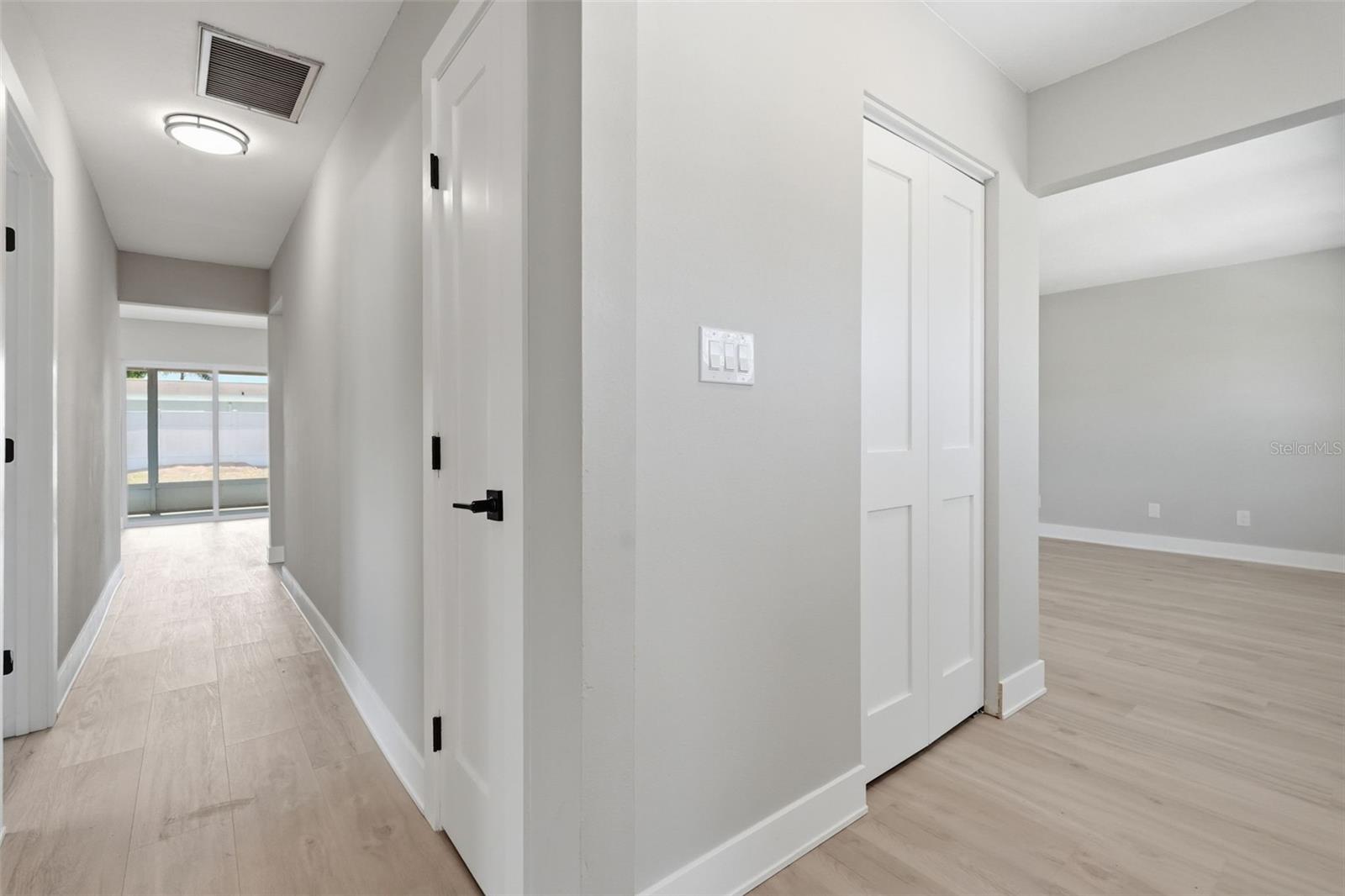 LAKE PEARL ESTATES - Residential