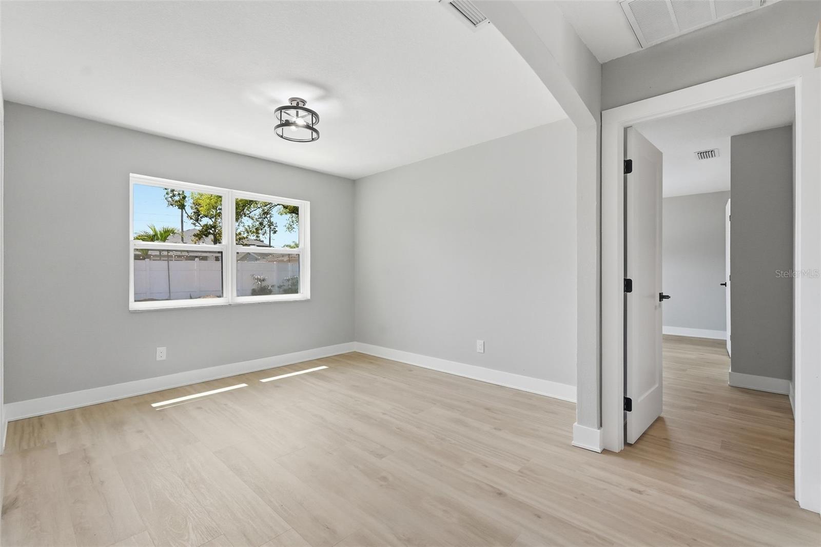 LAKE PEARL ESTATES - Residential