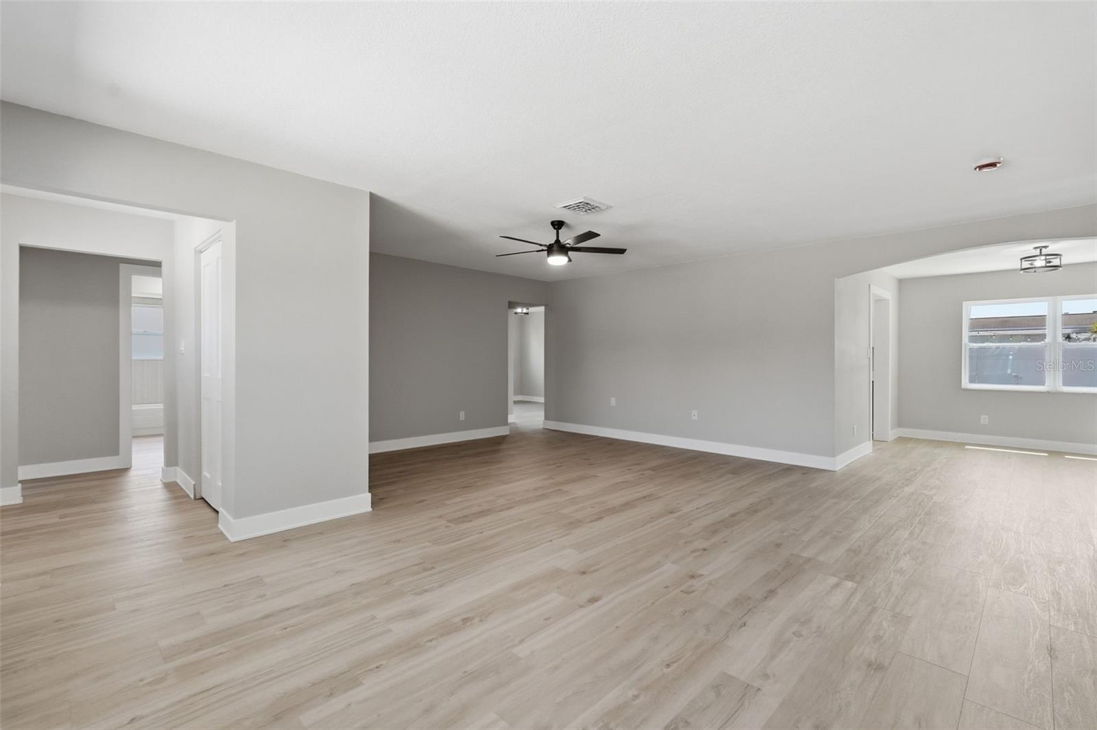 LAKE PEARL ESTATES - Residential