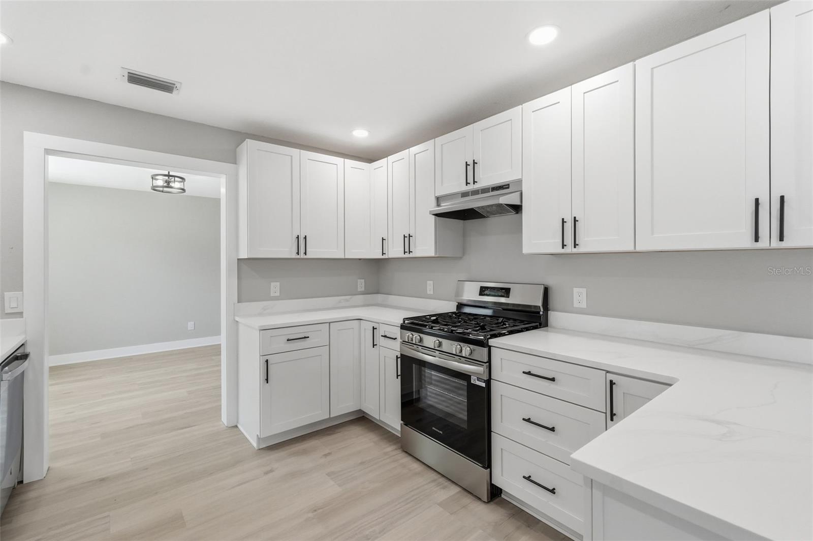 LAKE PEARL ESTATES - Residential