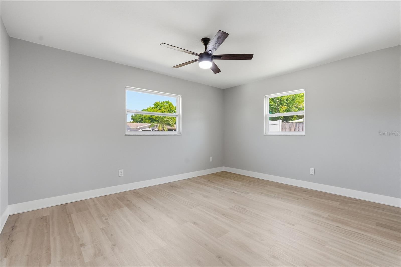 LAKE PEARL ESTATES - Residential