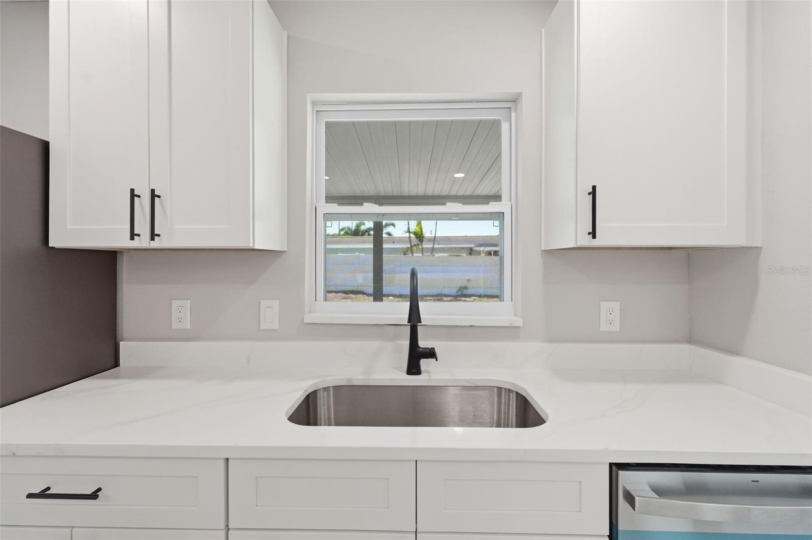 LAKE PEARL ESTATES - Residential