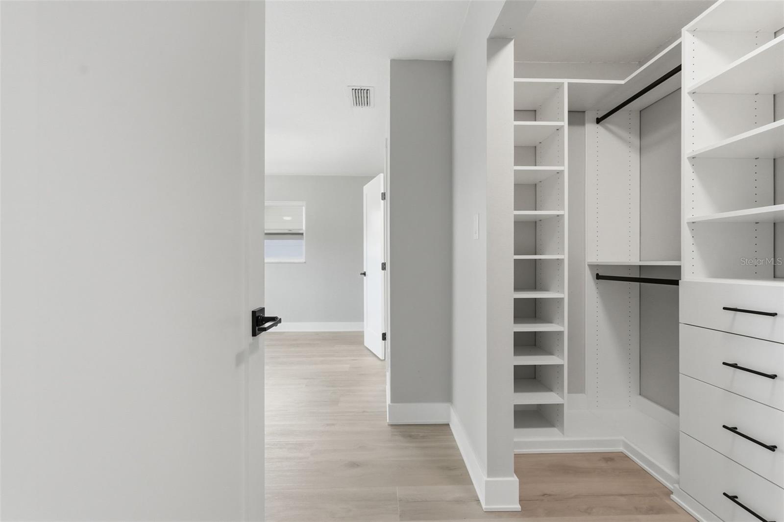 LAKE PEARL ESTATES - Residential