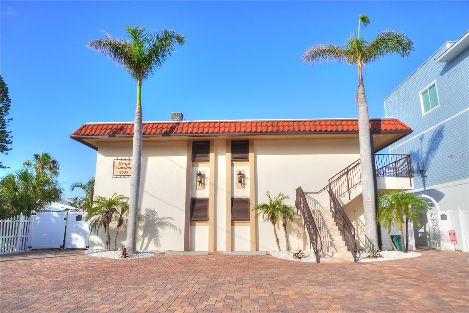 EIGHTY-FIFTH AVE REP - Residential Lease